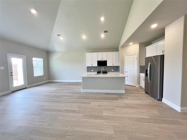 Photo - 678 Woodland Ave