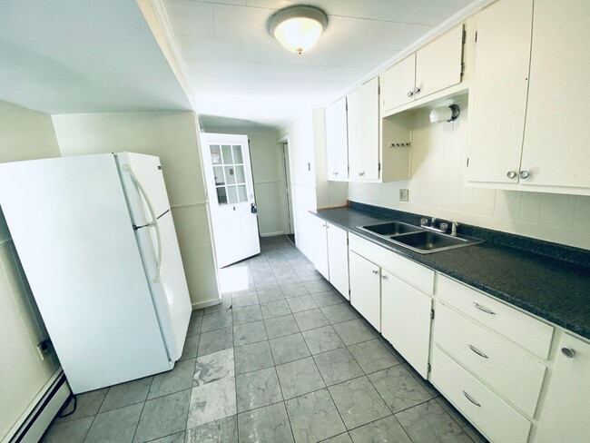 115 Northern Ave Unit 4