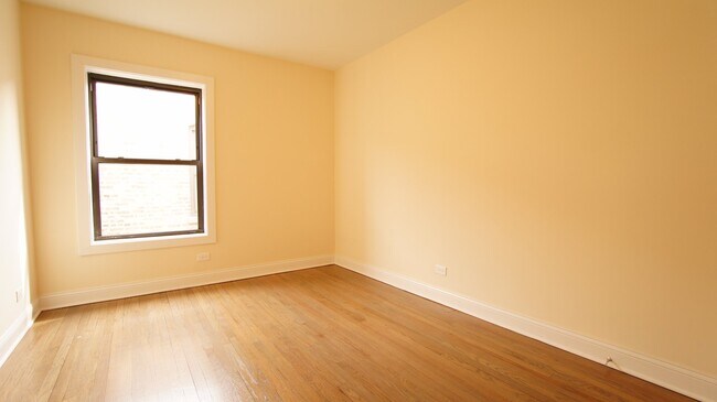 Photo - 2643 N Spaulding Ave Unit 2643 North Spaulding Aven