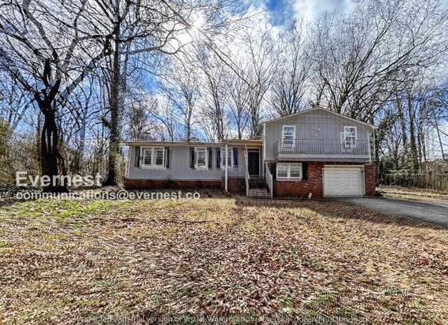 Building Photo - 3010 Cherokee Trail