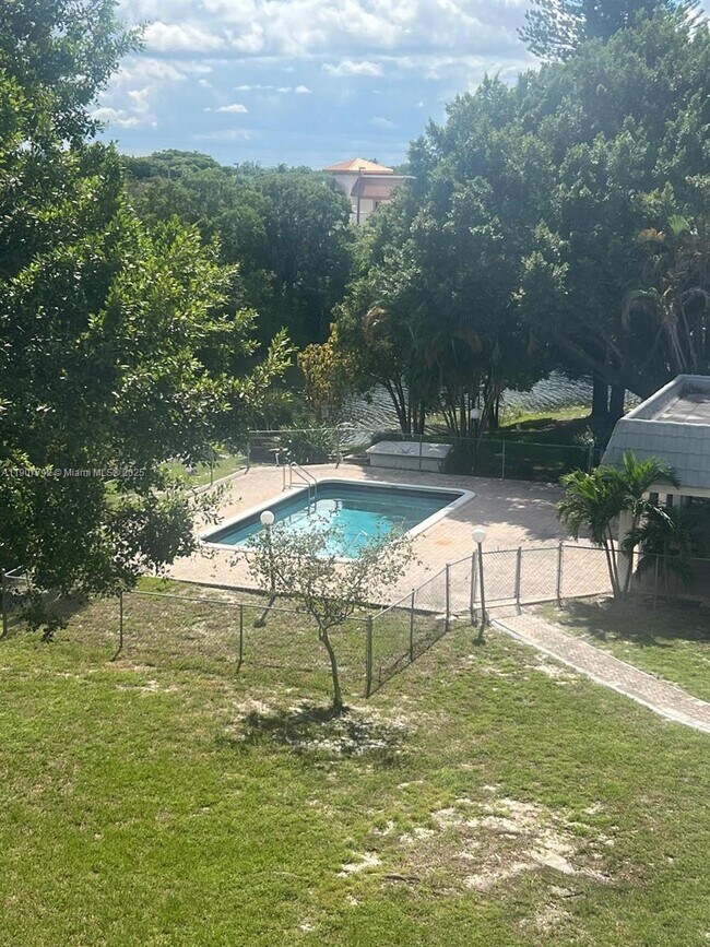 Photo - 3300 Spanish Moss Terrace Unit 411