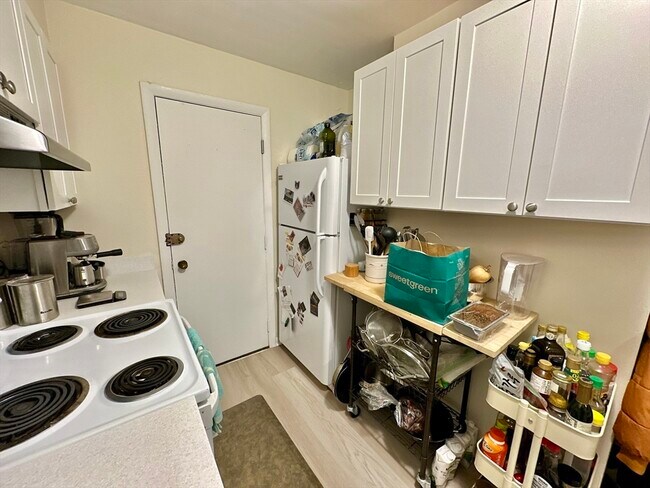 Photo - 804 Centre St Unit 7