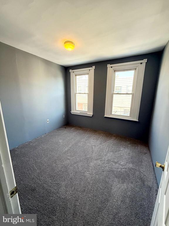 Photo - 2525 S Mole St