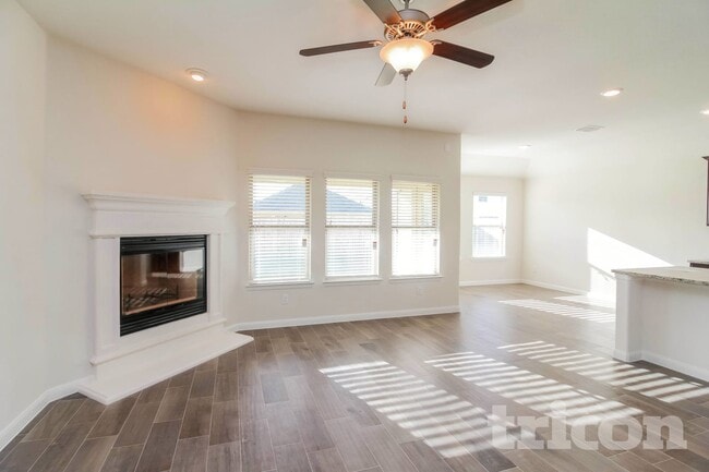 Photo - 108 Morning Star Ln