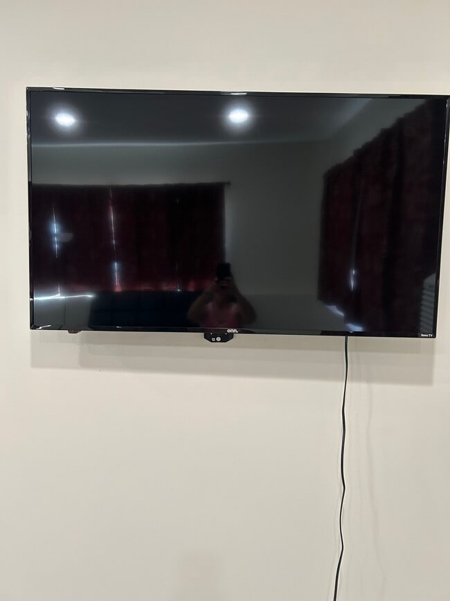 Photo - 812 Commercial St Unit A