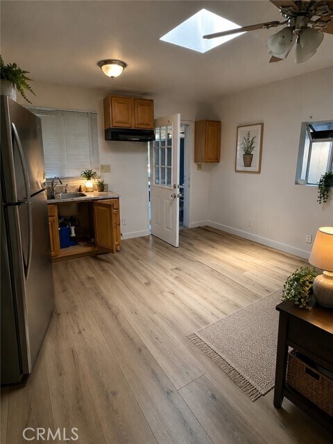 1583 W Summit Ave
