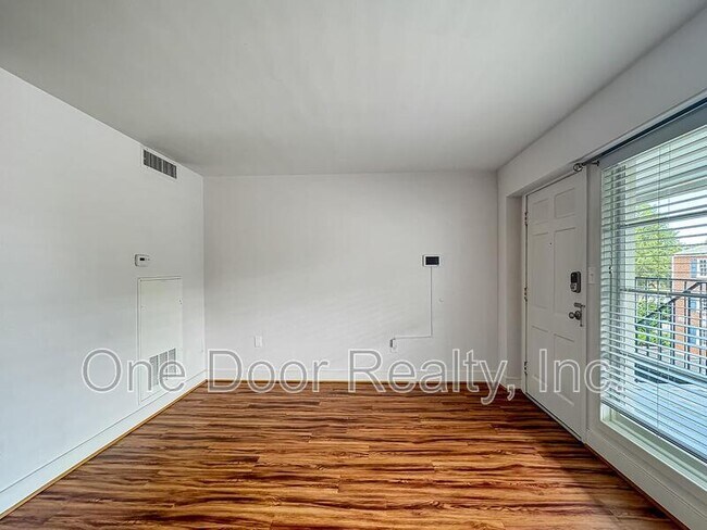 Photo - 732 Scotland St Unit #3