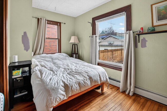 Photo - 820 E Dayton St Unidad 820 #1