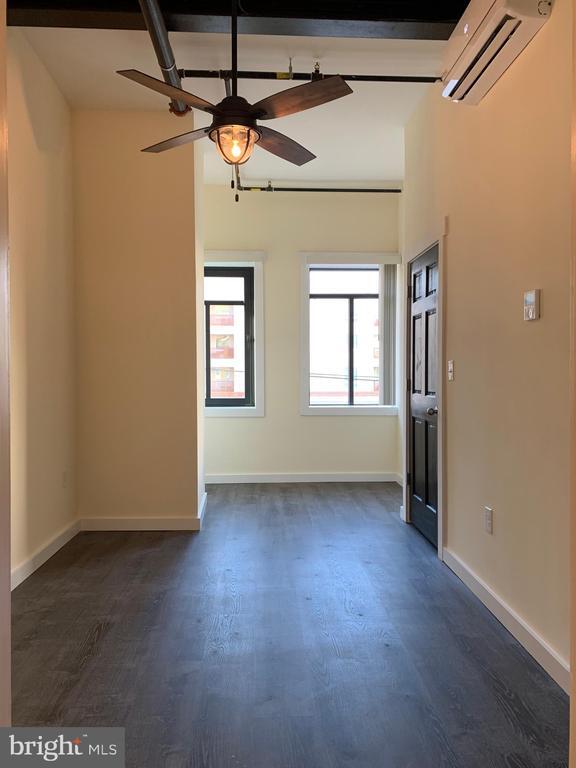 Photo - 833 N Market St Unit 202