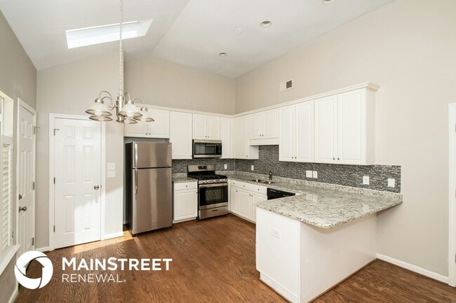 Photo - 105 Lenox Dr