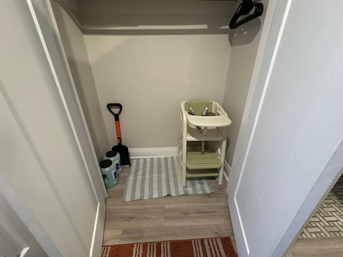 Photo - 364 Rathburn Rd Unit ID1325025P