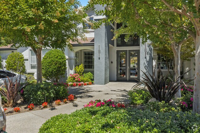 Leasing Office