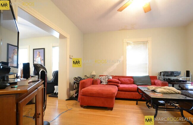 Photo - 318 N Harvard St Unit 318