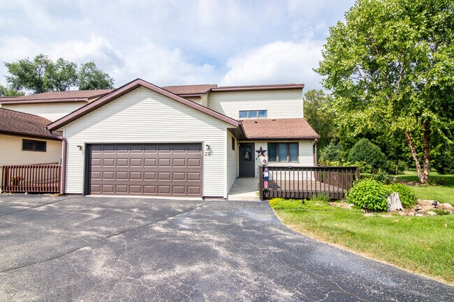 Photo - N6973 Rock Lake Rd Unidad 26