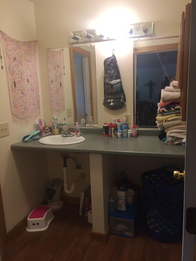 Photo - Zenith Apartments, LLC Unidad 44