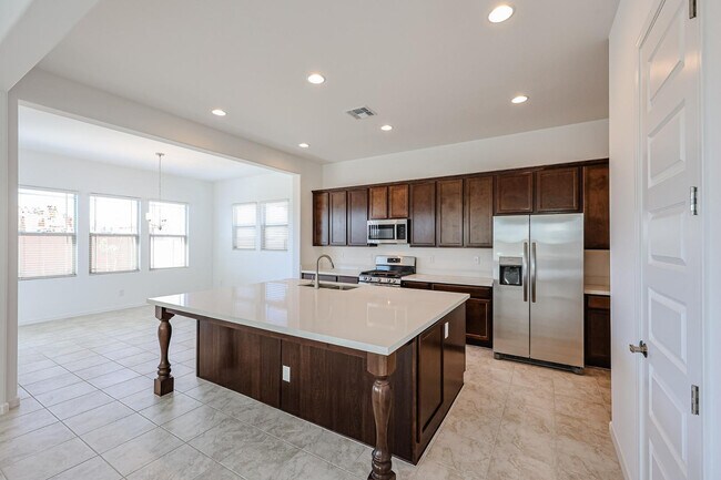 Photo - 7677 W Smoketree Dr