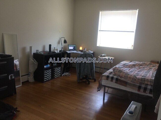 Photo - 34 Gardner St Apartment Unit 42