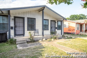 Building Photo - 2617 W French Pl Rental