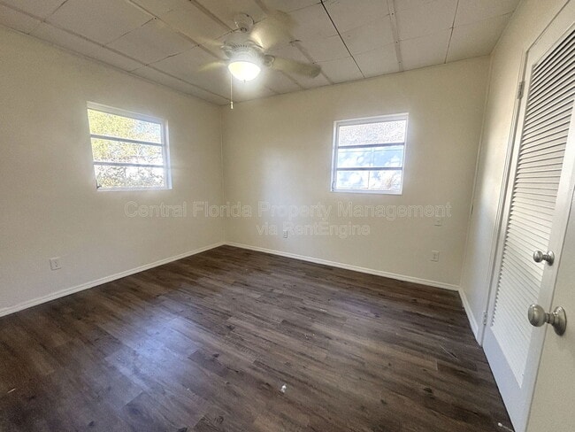 Photo - 842 Lake Ave