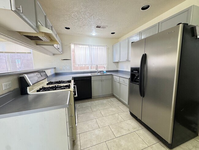 Photo - Quail Springs 2 Story!