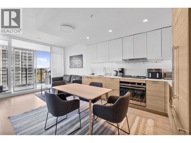 1045 Austin Ave Unit 1806