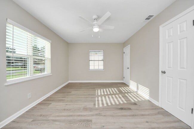 Photo - 2919 Elser St