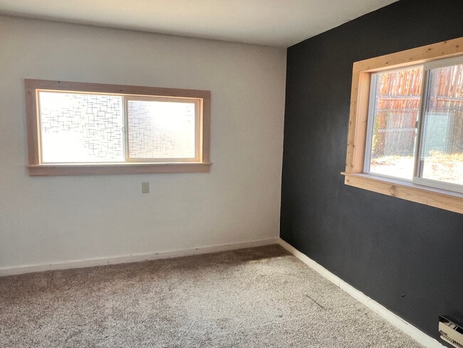 Photo - 333 Cedar Ave