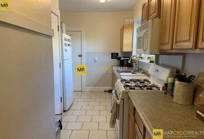 Photo - 209 Chestnut Hill Ave
