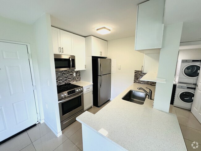 Building Photo - 1179 Benoist Farms Rd Rental