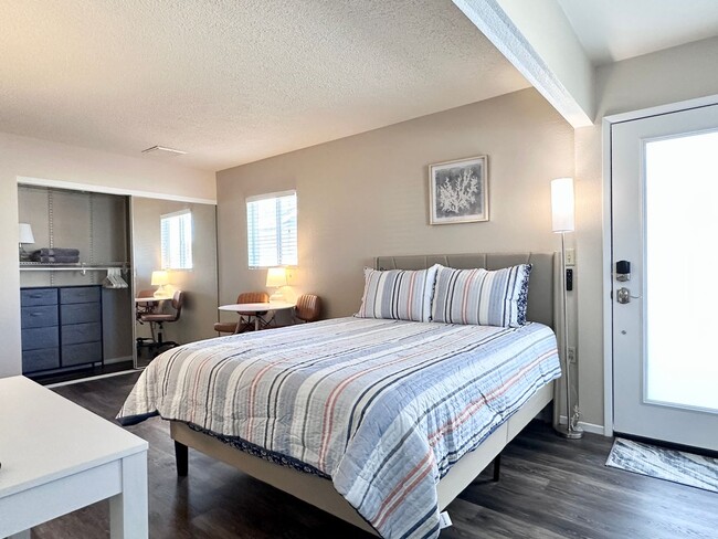 Photo - Private Room for Rent