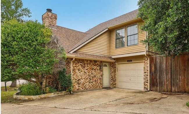 Building Photo - 13246 Pandora Dr Rental