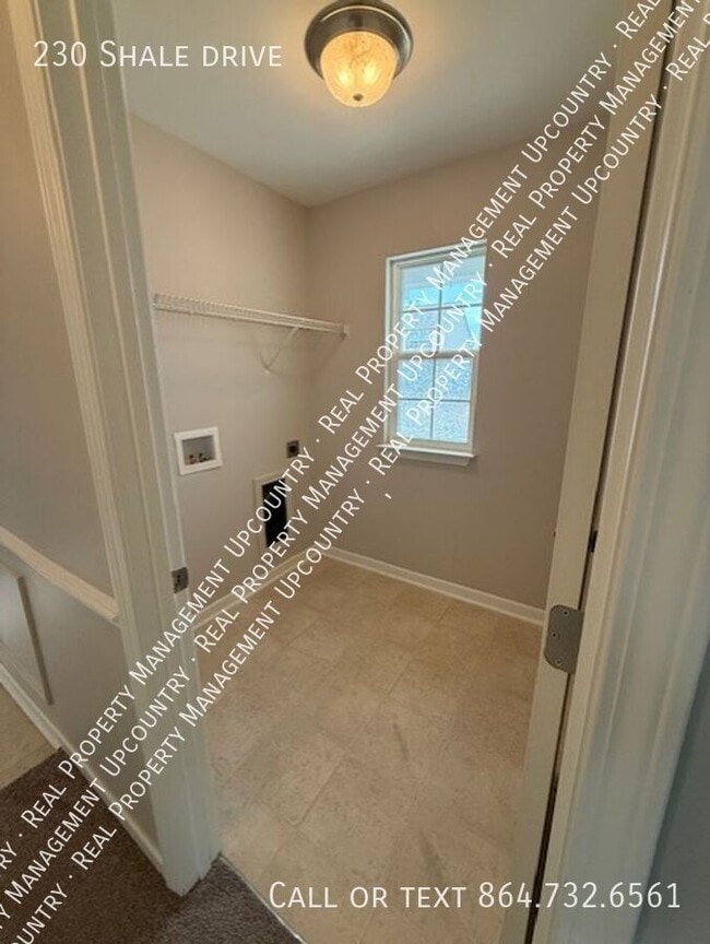 Photo - 230 Shale Dr