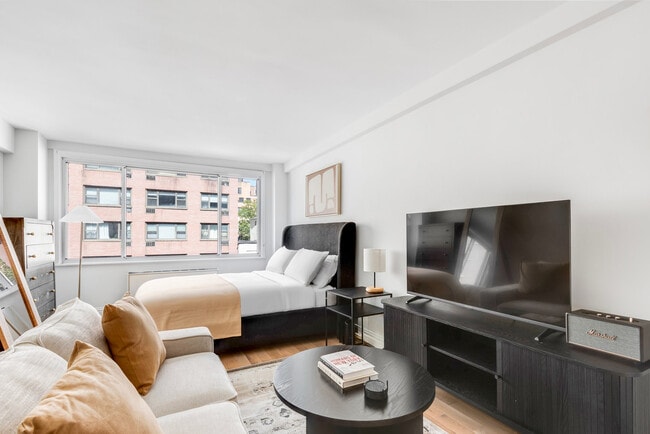 Photo - 340 E 51st St Unit FL3-ID2172