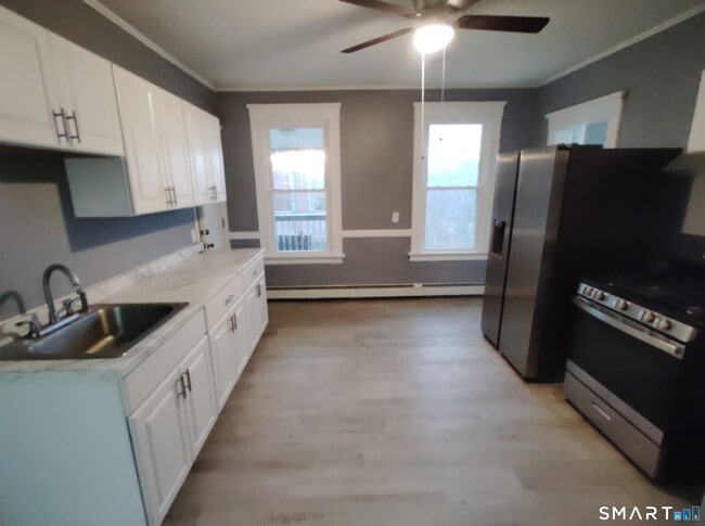 Photo - 167 Liberty St