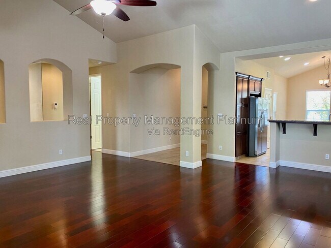 Photo - 8616 N Garden Ave