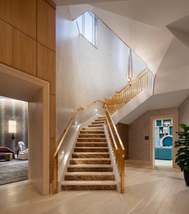 Photo - 514 N Peshtigo Ct Unit 2303