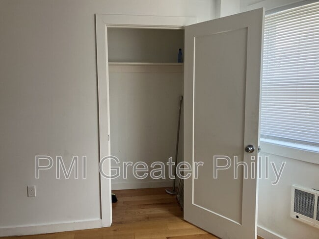 Photo - 332 N 62nd St Unidad 2
