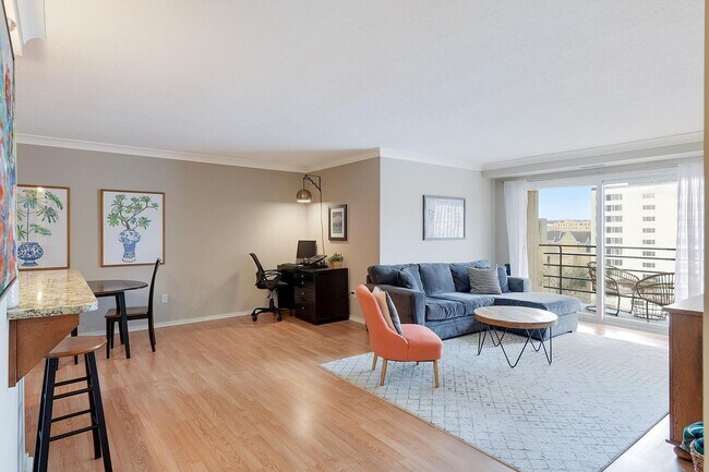 Photo - 1200 Nicollet Mall Unidad 914