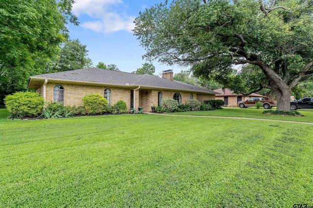 Photo - 1109 Brookhollow Dr