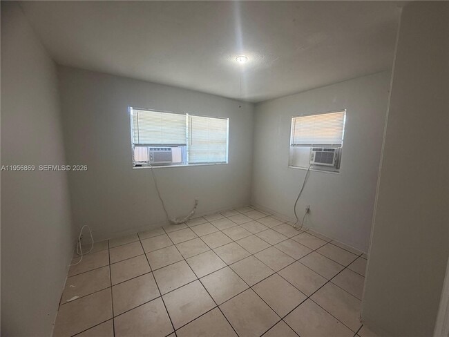 Photo - 612 NW 14th Ave Unit 1