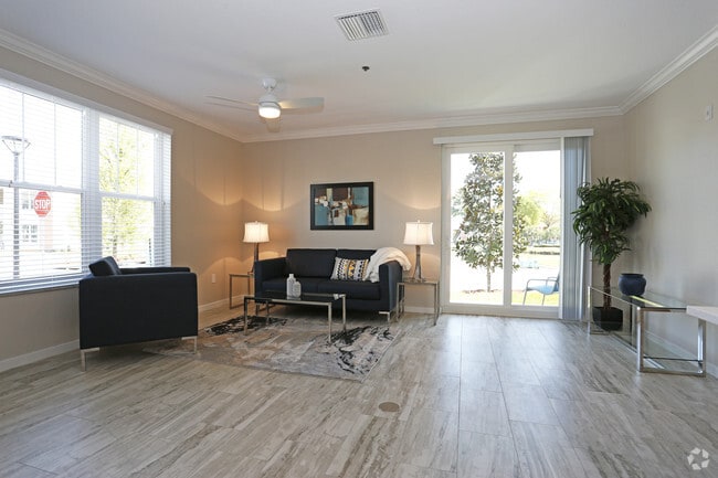 3BR, 2BA - 1,384 SF - Living