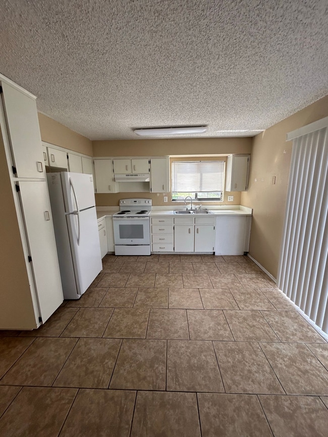Photo - South Lakeland Rental
