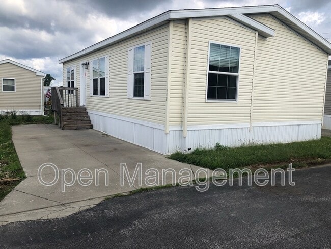 Photo - 2700 Brookpark Rd