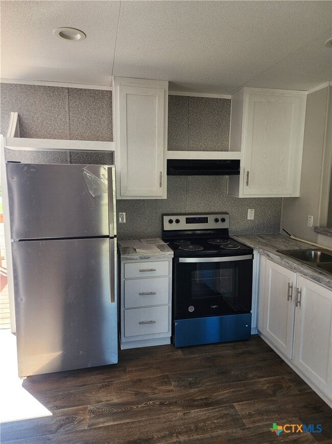 Photo - 180 County Rd 2600