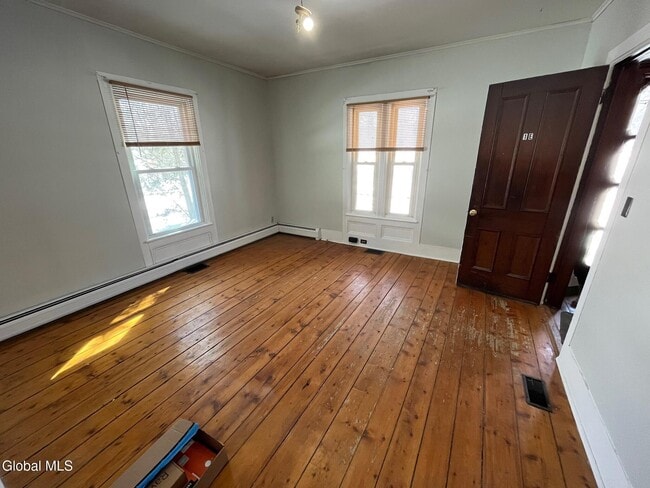 Photo - 372 NY-43 Unit 1E