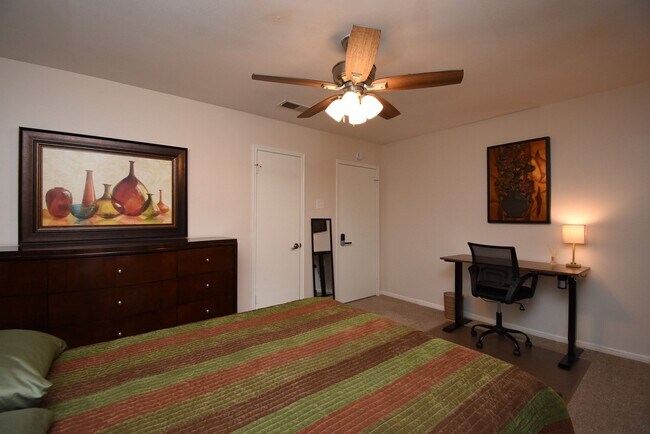 Photo - 7907 Aleta Dr