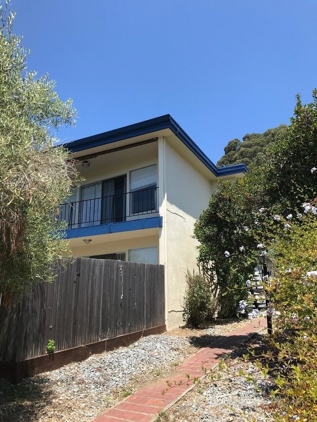 Photo - 7137 Soquel Drive