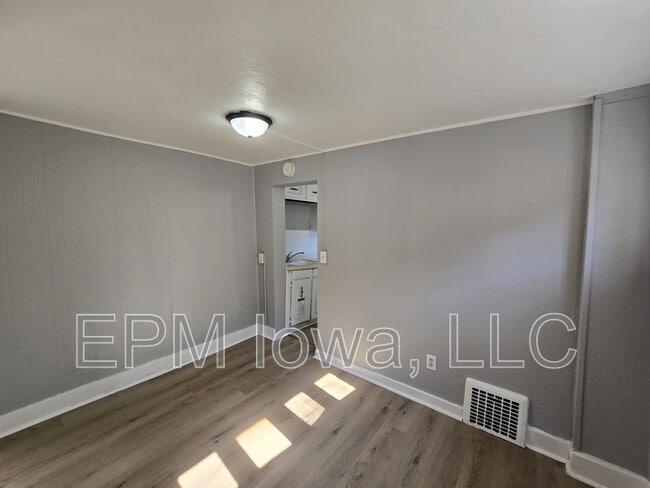 Photo - 1703 Lafayette St