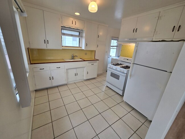 Photo - 2829 Morena Blvd Unit 2829