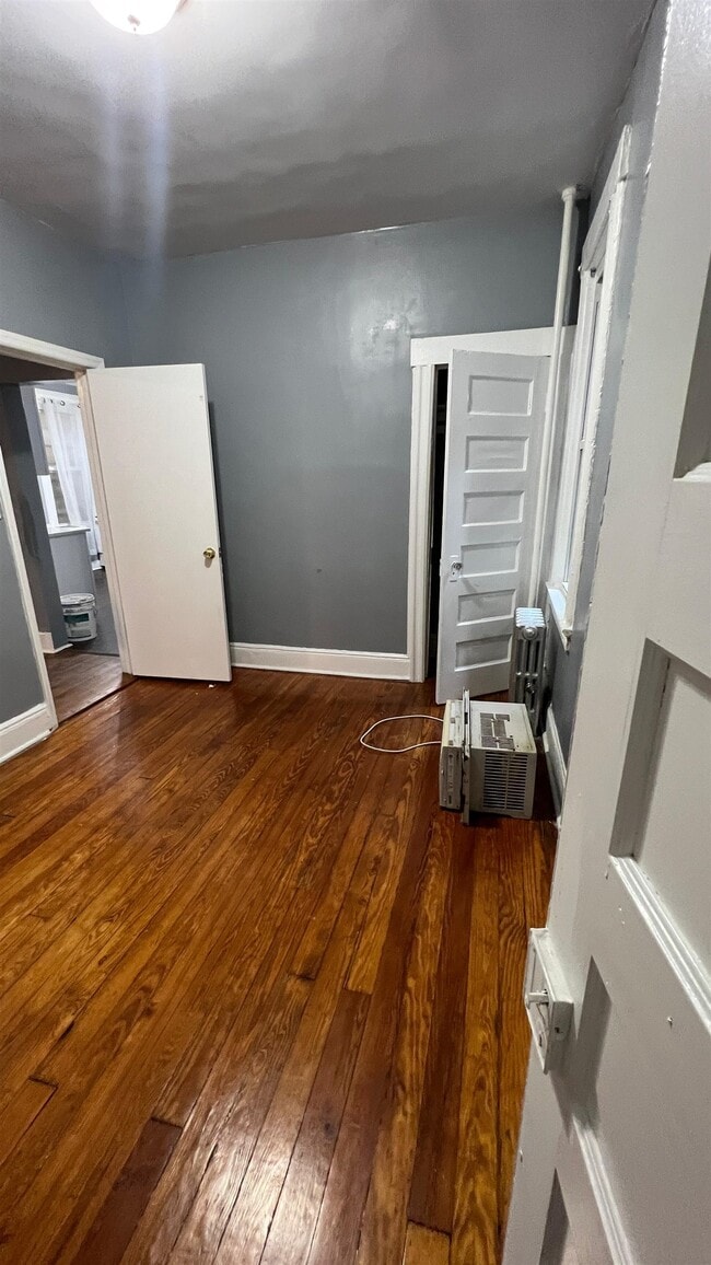 Photo - 256 Liberty Ave